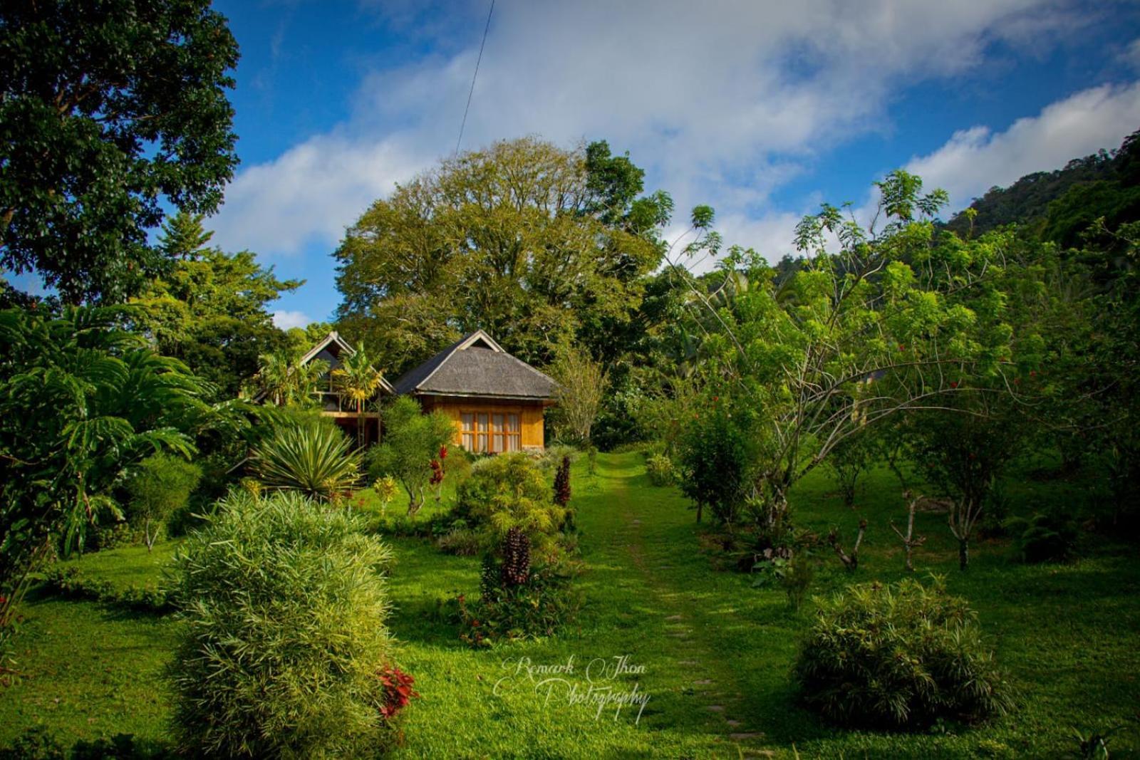 Camiguin Volcano Houses-Panoramic House Mambajao Extérieur photo