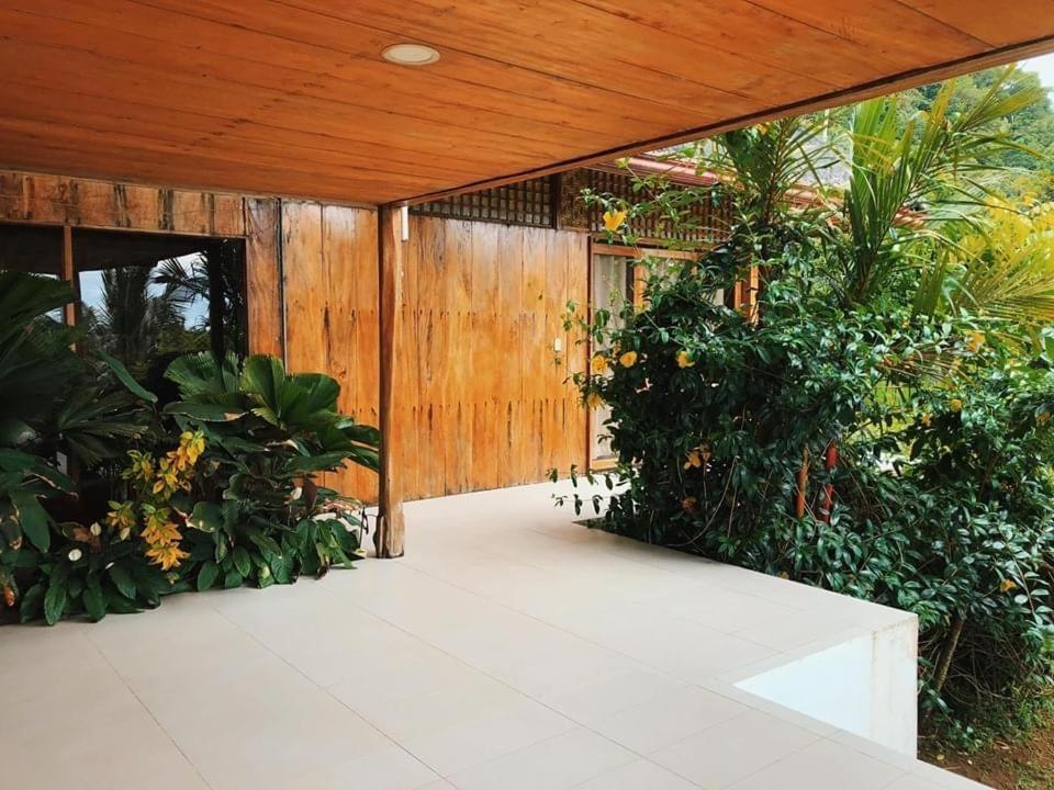 Camiguin Volcano Houses-Panoramic House Mambajao Extérieur photo