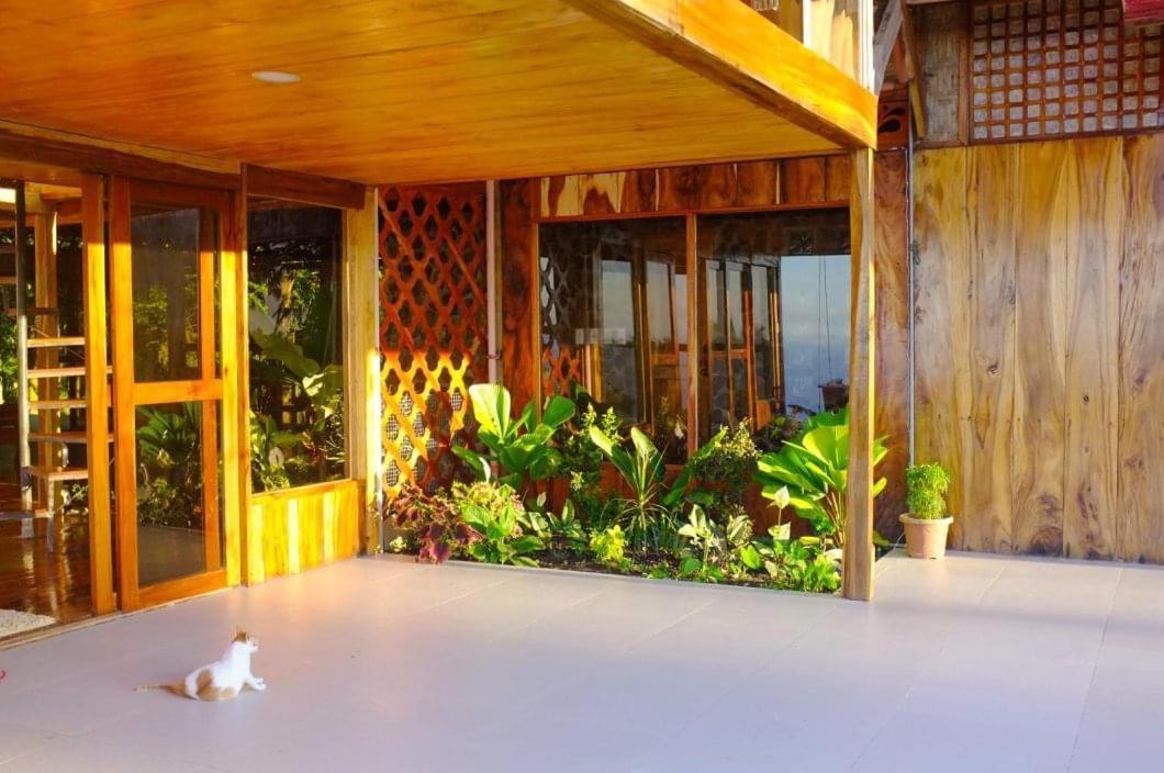 Camiguin Volcano Houses-Panoramic House Mambajao Extérieur photo